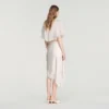 Asymmetrischer Satinrock mit Spitze