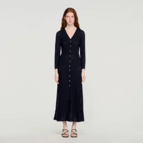 Ausgefallenes Strick-Maxikleid