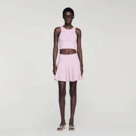 Crop-Top aus Strick mit Strasssteinen
