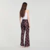 Fliessende Hose mit Blumenmuster