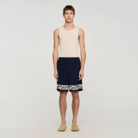 Fliessende Shorts mit Kontrastmuster