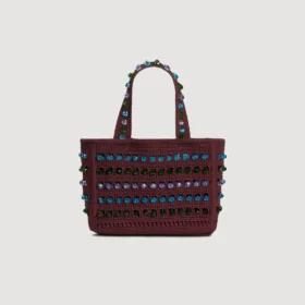 Gehäkelte Tasche mit Perlenverzierung
