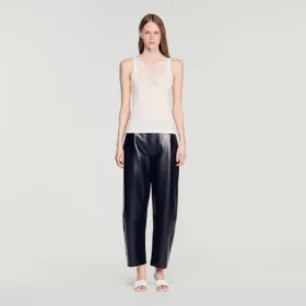 Geripptes Tanktop mit Spitze
