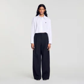 Gestreifte Hose mit weitem Bein