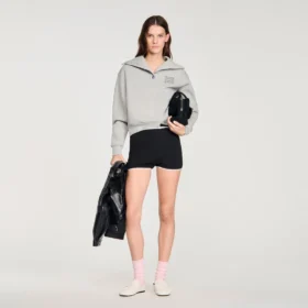 Gestreifte Shorts mit Perlenstickerei