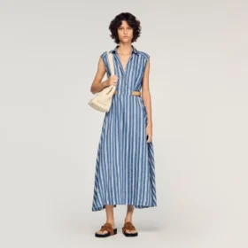 Gestreiftes Maxikleid mit Lederlasche