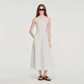 Gestreiftes Midi-Kleid aus Baumwolle