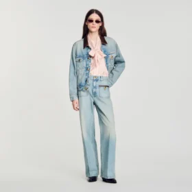 Jeans mit geradem Bein und Lederdetails