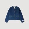 Jeansjacke mit ausgefallenen Knöpfen