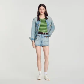 Jeansshorts mit Lederdetails