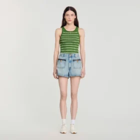 Jeansshorts mit Lederdetails