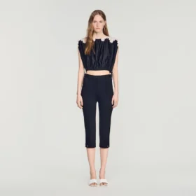 Kropp-Top mit kontrastierender Spitze