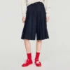 Lange, plissierte Wollshorts