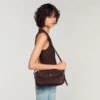 LE MAMBO JANYS Wildledertasche mit Nieten