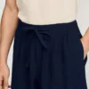 Leinenshorts mit elastischem Bund
