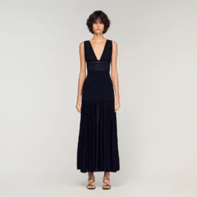 Maxikleid aus Strick mit Rüschen