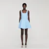 Mini-Strickkleid mit Perlenverzierung