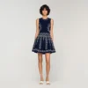Minikleid aus Strick mit Schal-Print