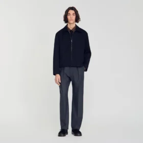 Minimalistische Jacke mit Reissverschluss