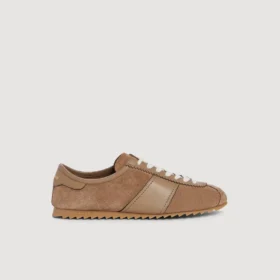Niedrige Sneaker aus Leder und Wildleder