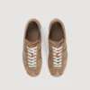 Niedrige Sneaker aus Leder und Wildleder