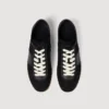 Niedrige Sneaker aus Leder und Wildleder