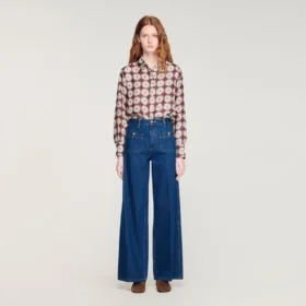 Raw-Jeans mit geradem Schnitt und aufgesetzten Taschen
