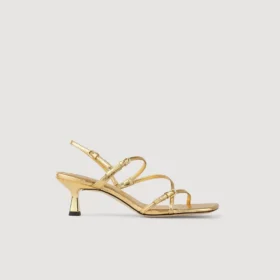 Sandalen mit Riemen