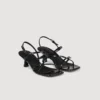 Sandalen mit Riemen