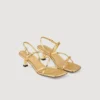 Sandalen mit Riemen