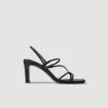 Sandalen mit schmalen Riemen