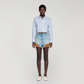 Shorts aus Jeans und Wildleder mit Nieten
