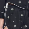 Shorts mit Perlen und Strass