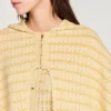Strassbesetztes Strickcape