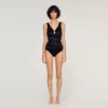 Strick-Body mit Schmuckdetails
