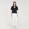 T-Shirt mit Strass-Ausschnitt