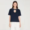 T-Shirt mit Strass-Ausschnitt