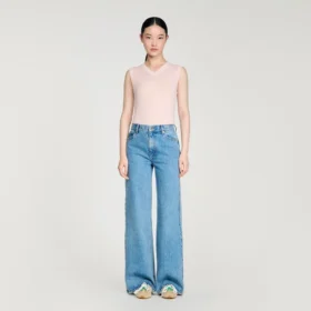Verwaschene, weite Jeans mit geradem Bein