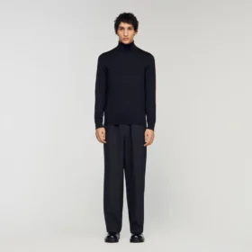 Wollpullover mit Rollkragen
