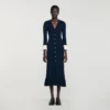 Zweifarbiges Midi-Strickkleid