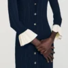 Zweifarbiges Midi-Strickkleid