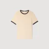 Zweifarbiges T-Shirt mit Aufnäher